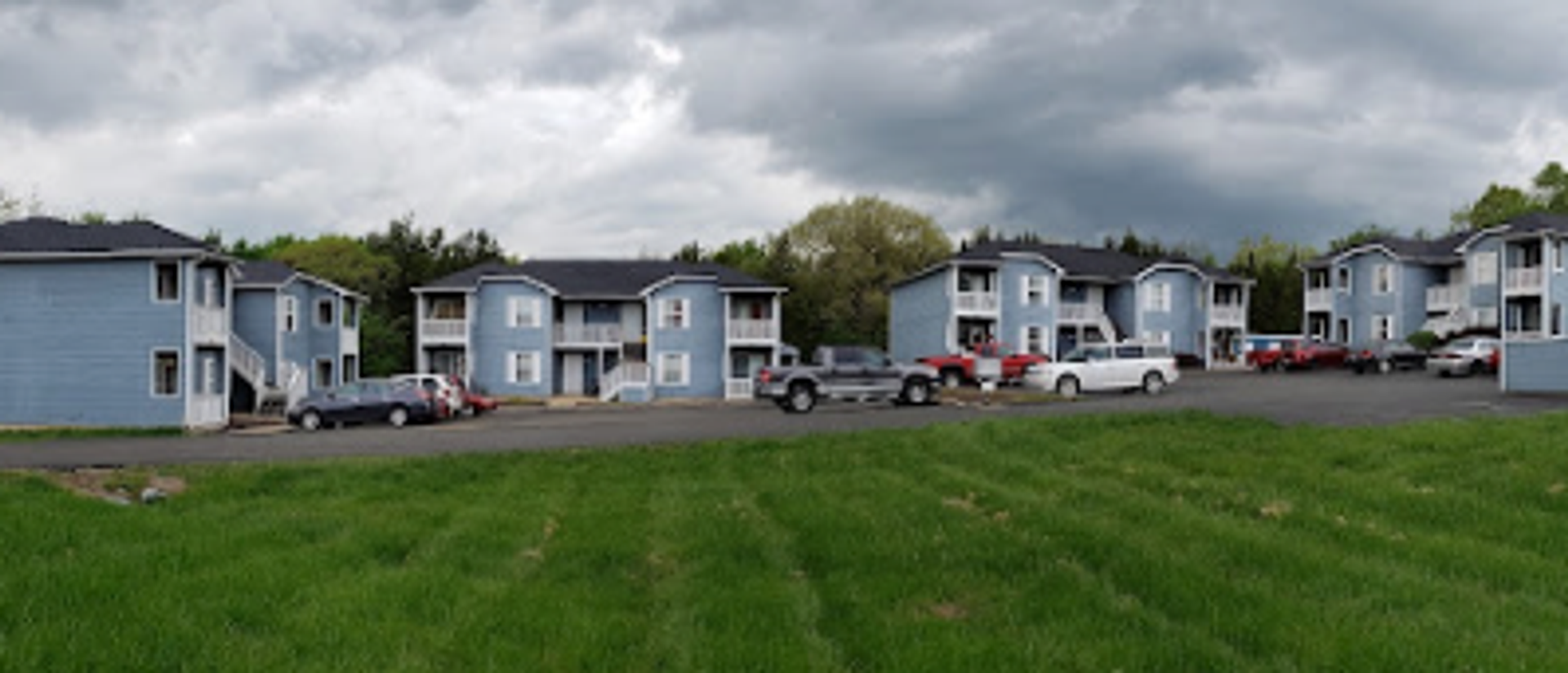 Desloge Apartment: 801 W Walnut St.