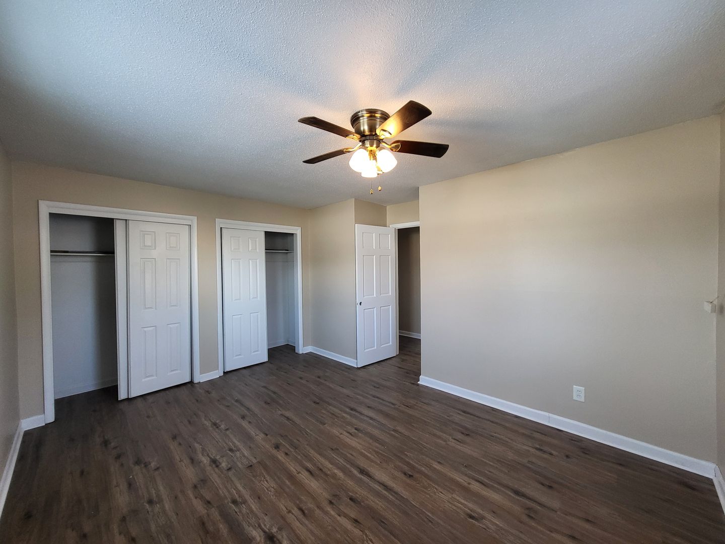 Altoona Apartment: 206 3rd Avenue Southeast