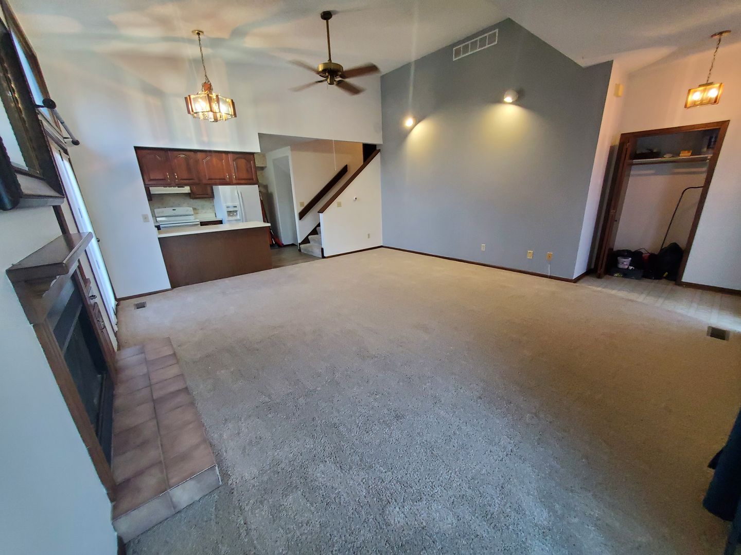 Windsor Heights Apartment: 1139 66th Street