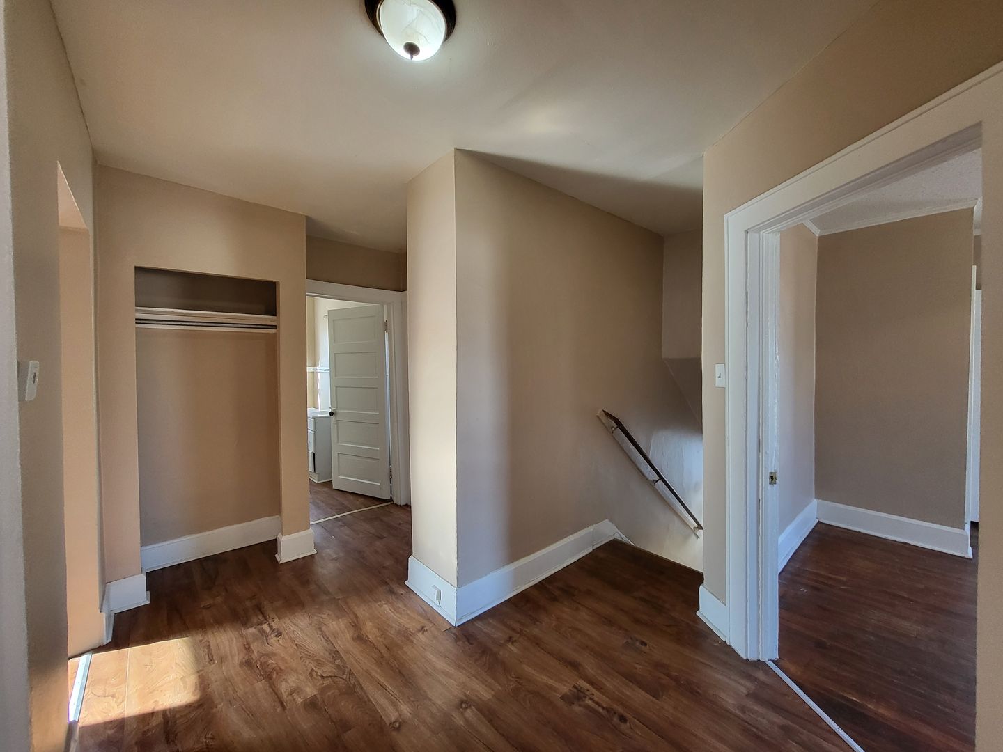 Des Moines Apartment: 3914-3916 2nd Avenue