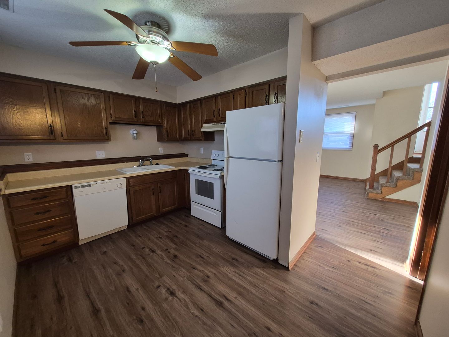 Des Moines Apartment: 1761-1763 E Lacona Avenue