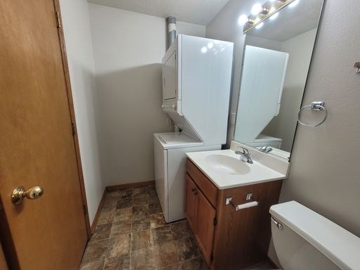 906 Washington Avenue Southeast #403, Bondurant, IA 50035