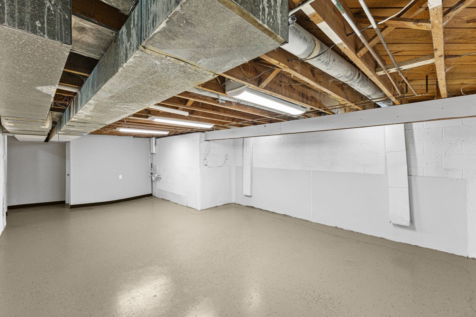 Gallery Image 33