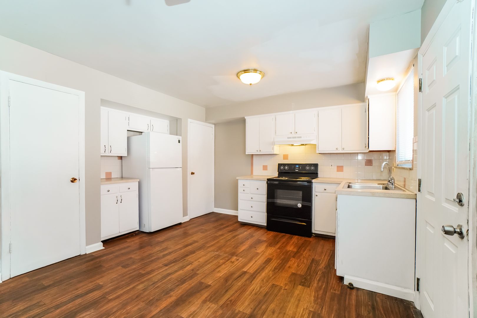 Columbus Apartment: 5822 N Meadows Blvd