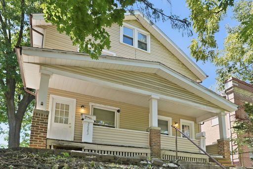 Renovated 3-Bedroom Clintonville Duplex with Hardwood Floors and Off-Street Parking – photo 1