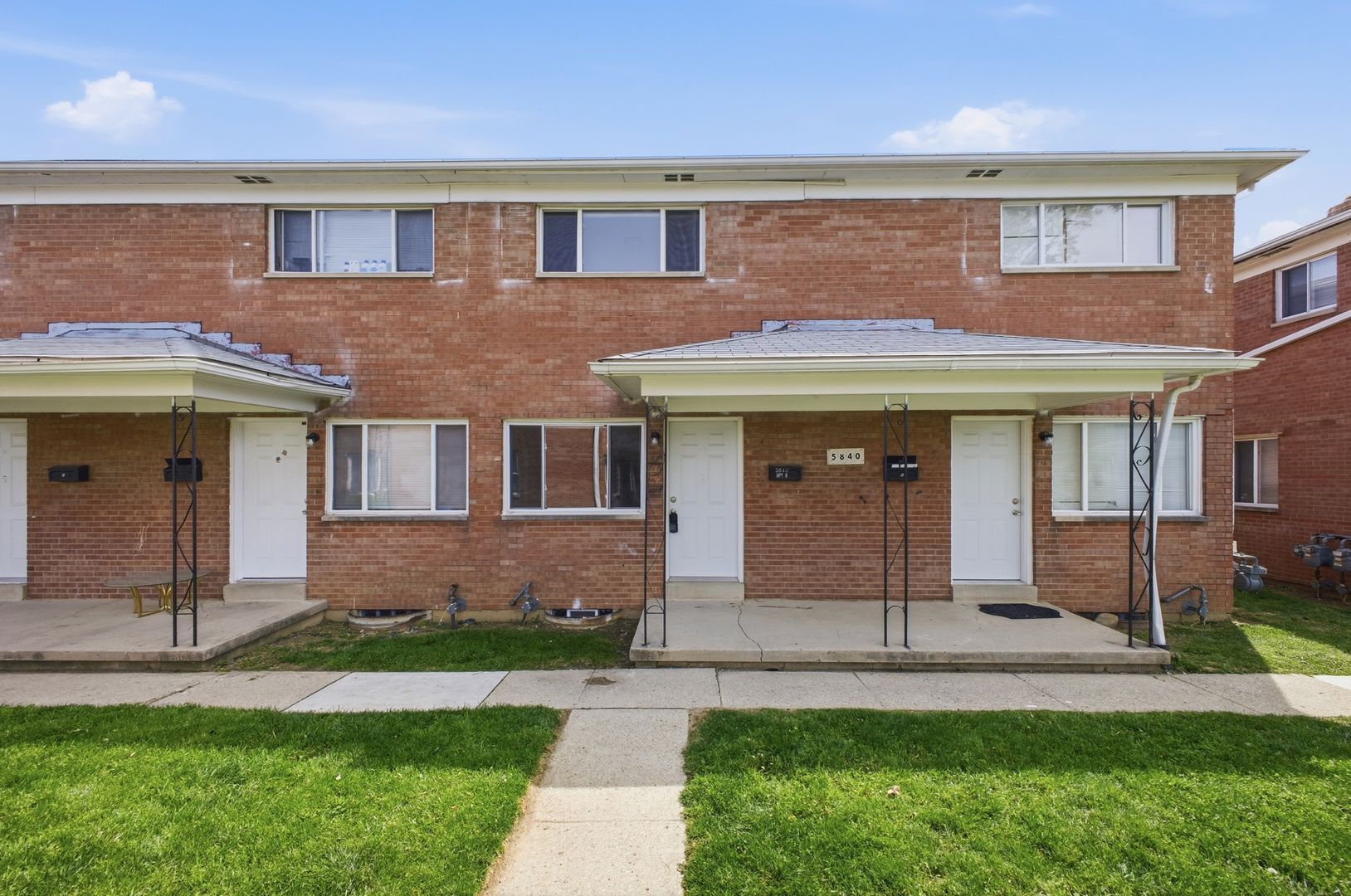 Columbus Apartment: 5840 N Meadows Blvd