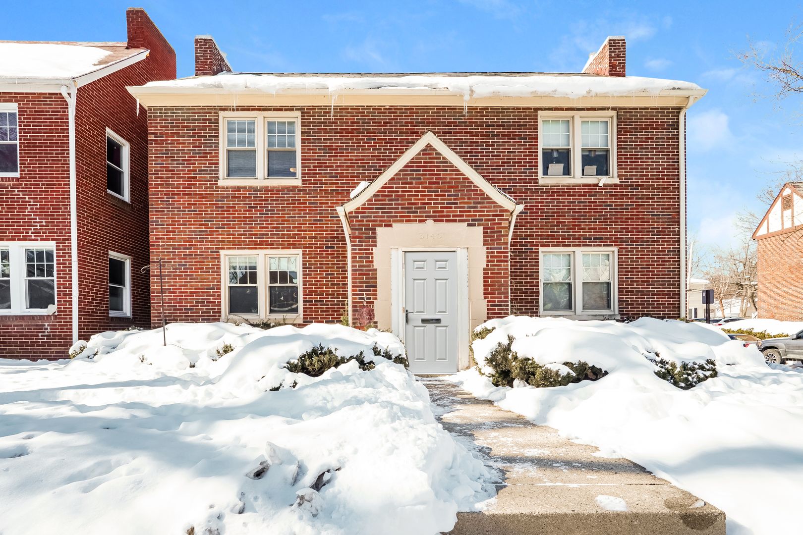 Columbus Apartment: 3145 Indianola Avenue