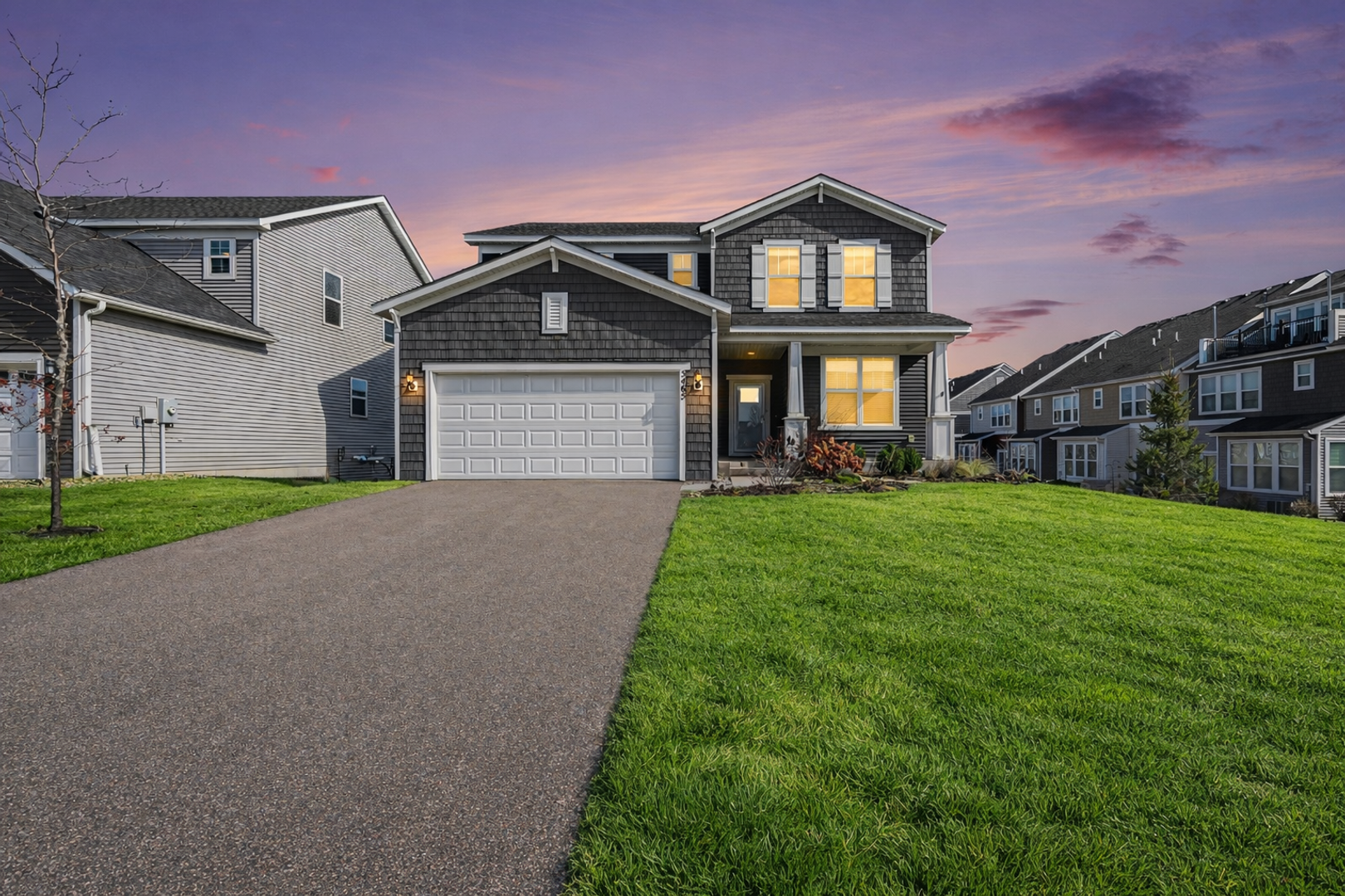 Plymouth House: 5465 Annapolis Ln N