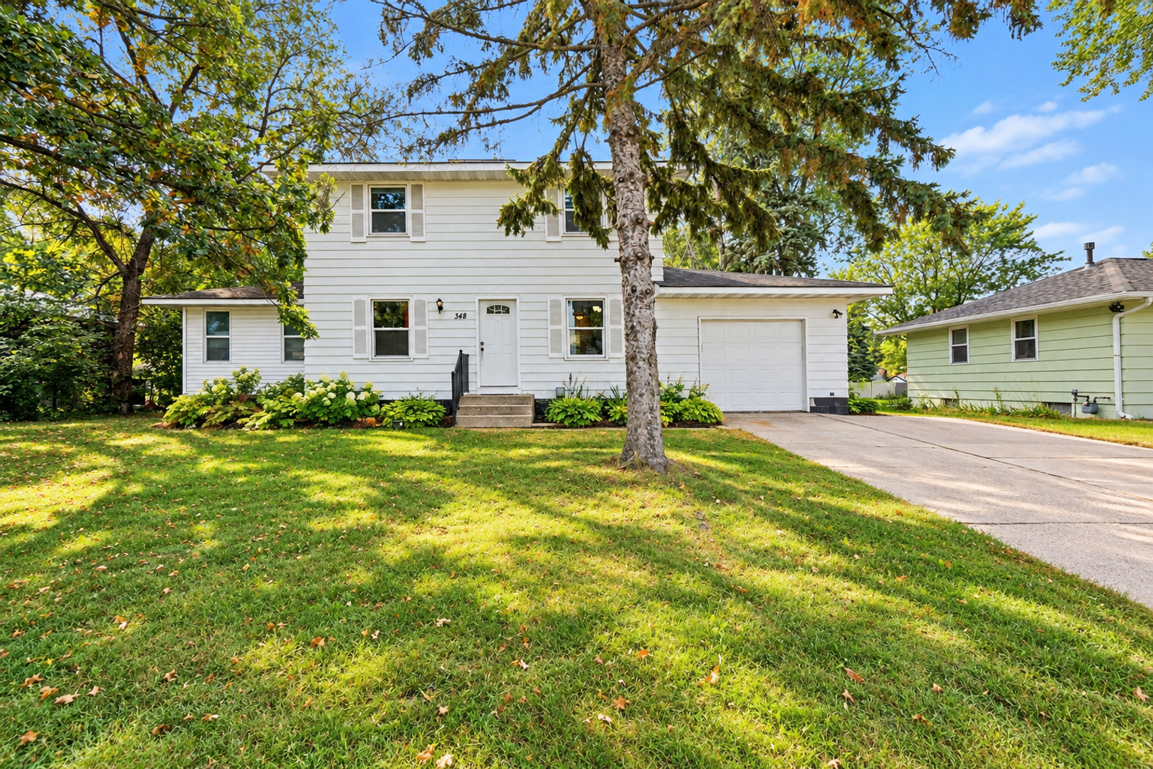 348 109th Ave NE 2 of 27