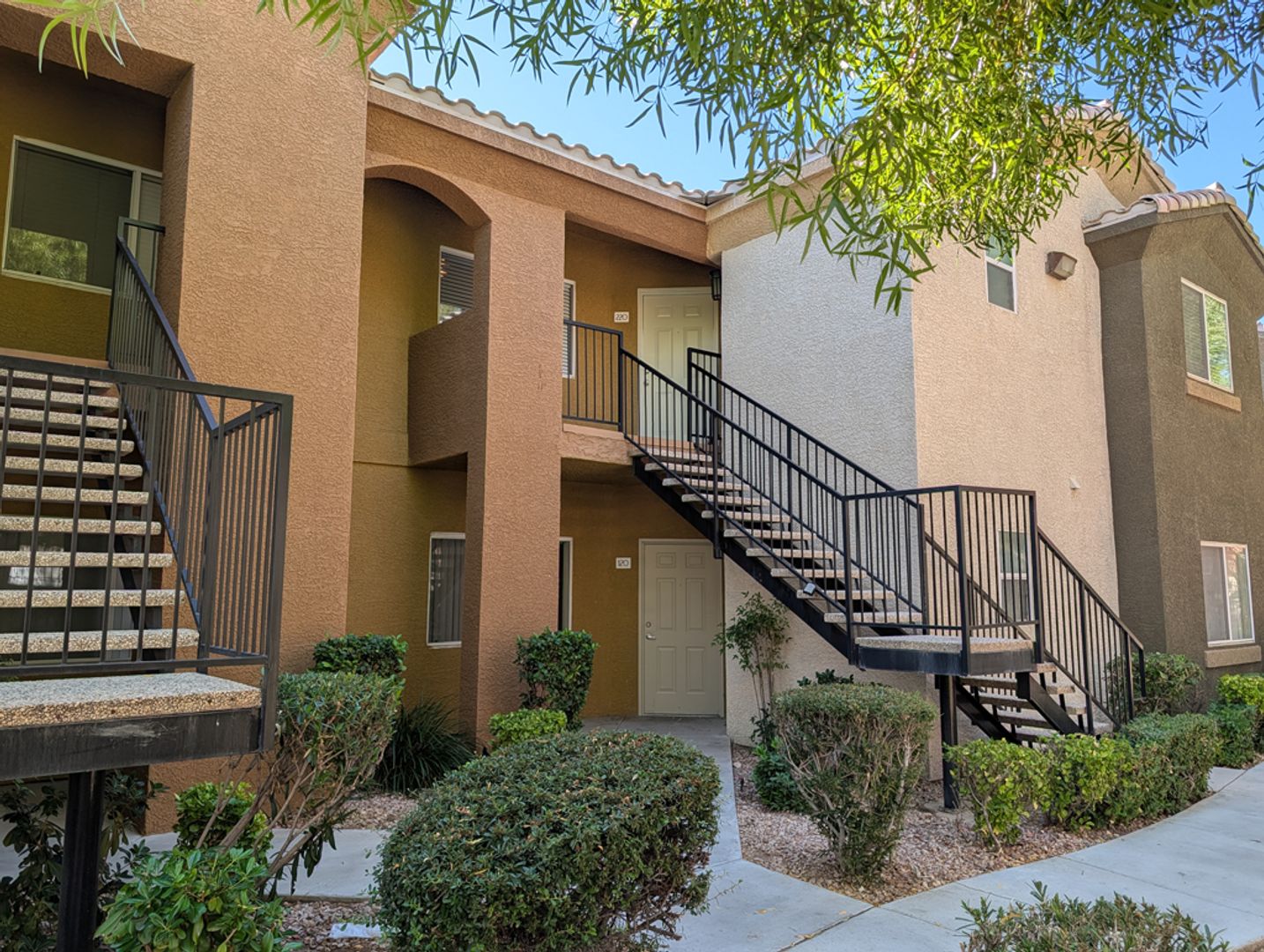 Las Vegas Condo: 8400 West Charleston Boulevard