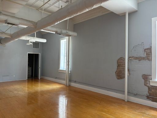 Open Studio Apartment in Downtown Sherman! – photo 1