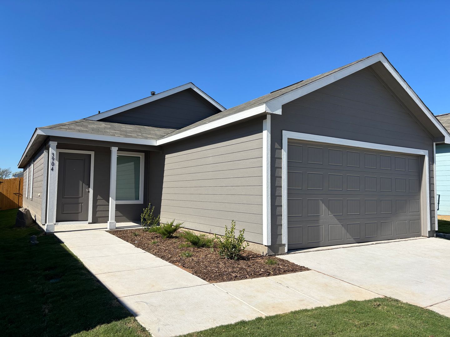 Sherman House: 3904 Pontchartrain Pkwy