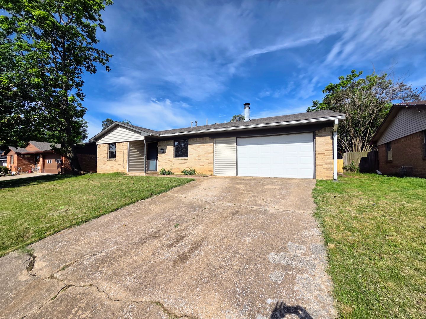 Denison House: 217 Ross Ave