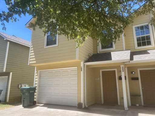 3/2.5/1 Duplex near Austin College! – photo 1