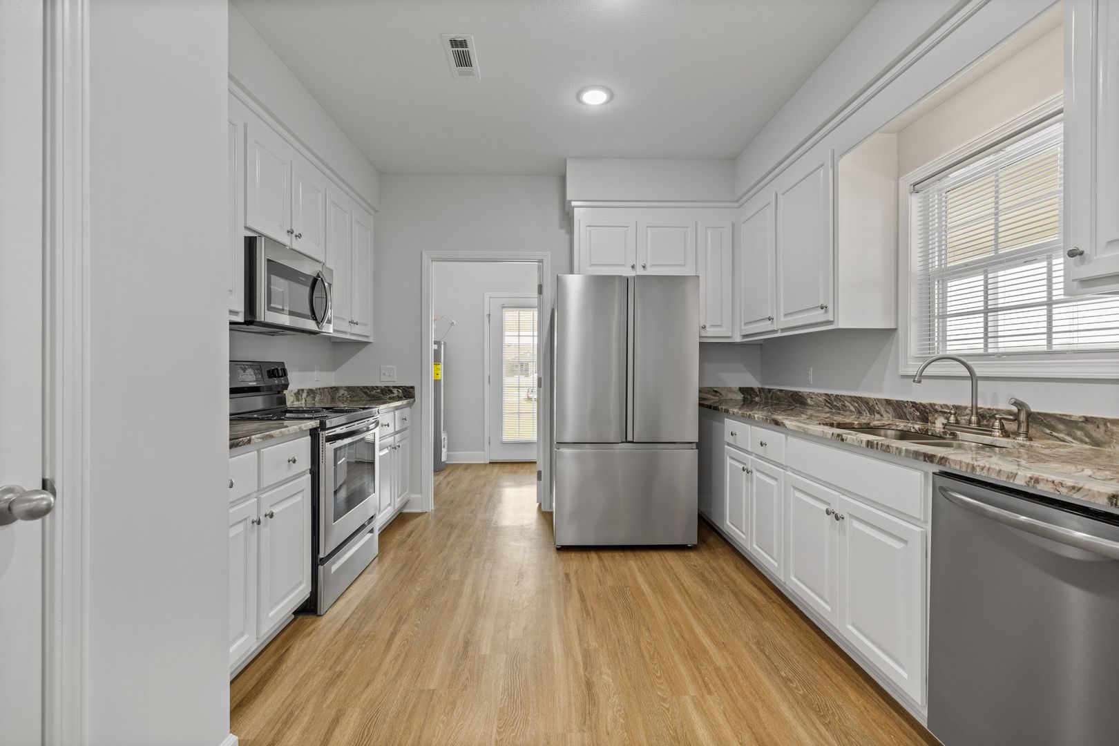 156 Wingate Ave 7 of 12