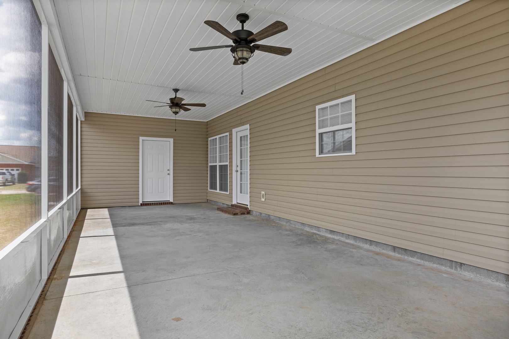 156 Wingate Ave 9 of 12