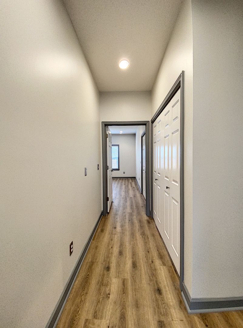Helo Heights - Apt A 15 of 29
