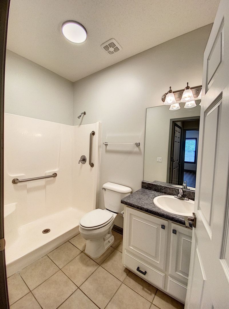 Helo Heights - Apt A 29 of 29