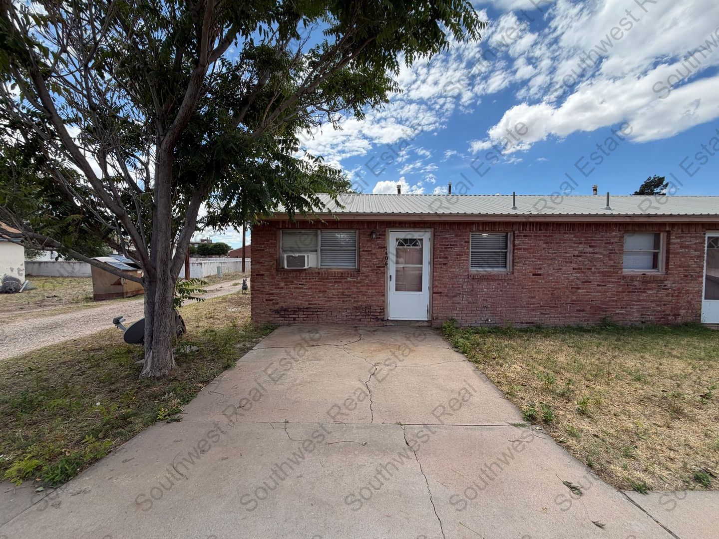 Portales House: 1406 S. Ave J