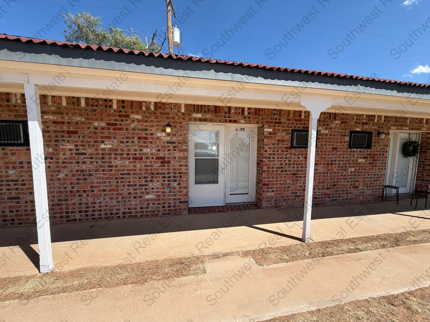 Clovis House: 1409 S. Prince St.