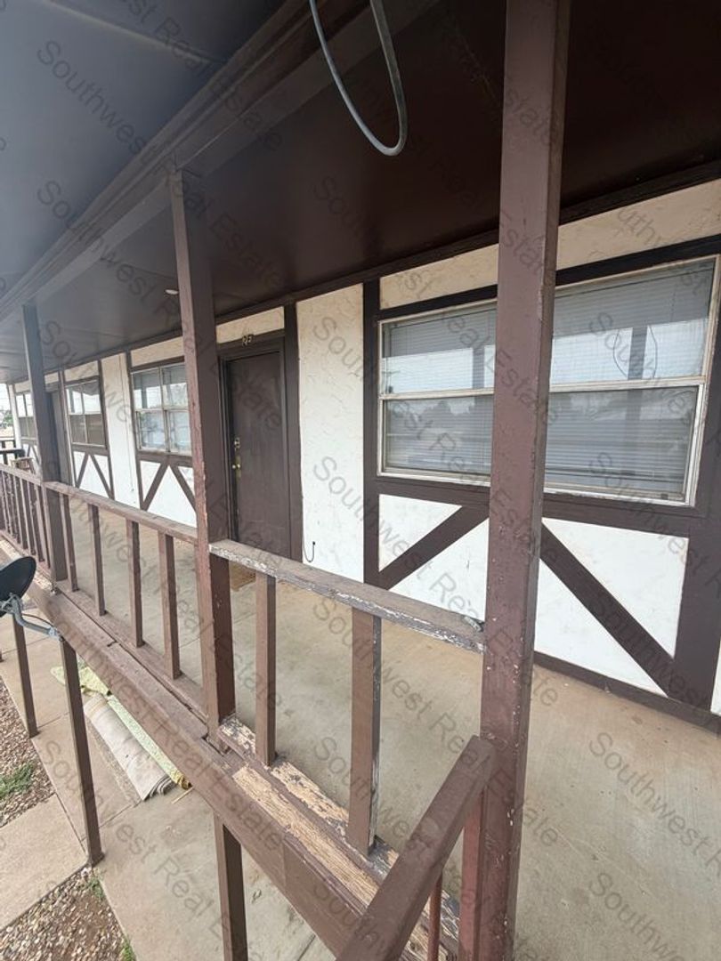 Clovis Apartment: 2101 Fred Daugherty