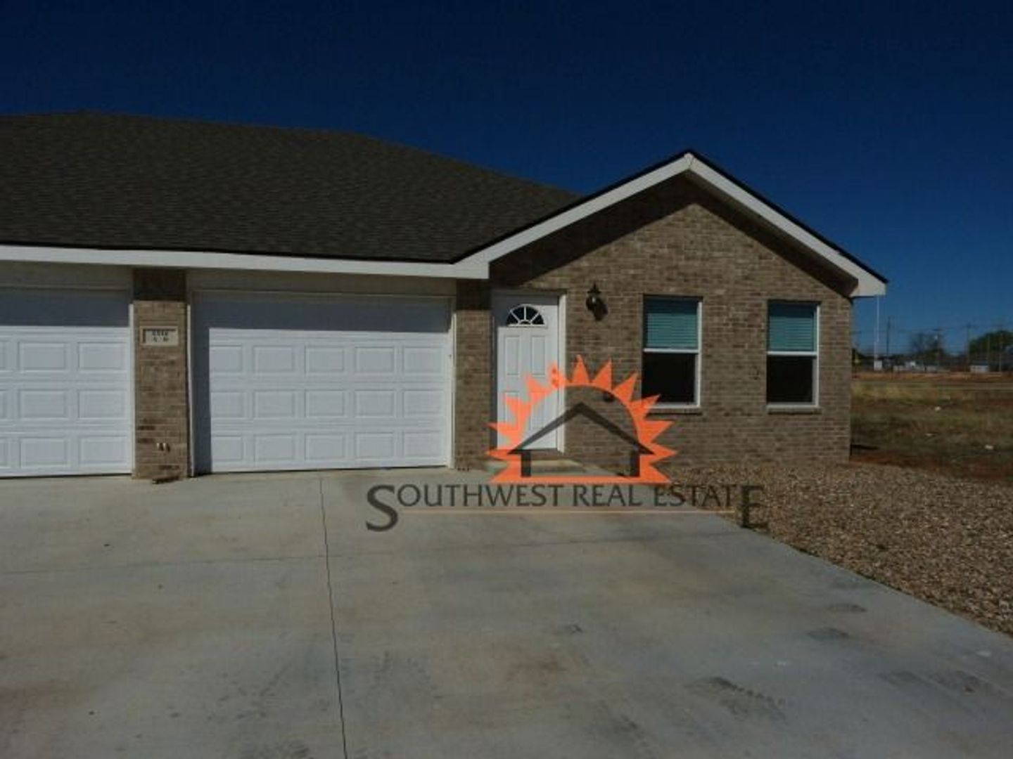 Clovis Apartment: 1316 Mission Dr.