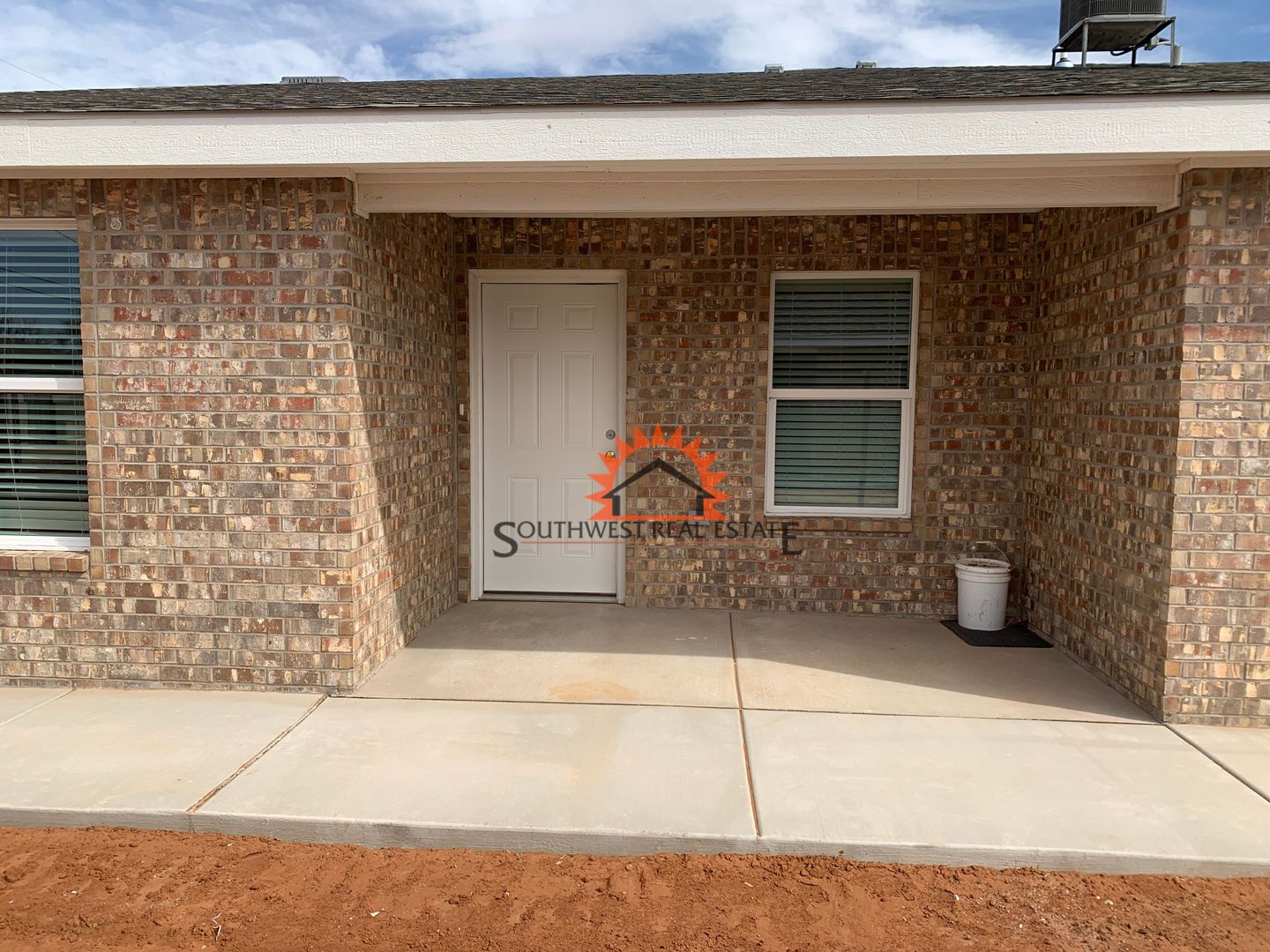 Clovis Apartment: 1208 W. Manana Blvd.