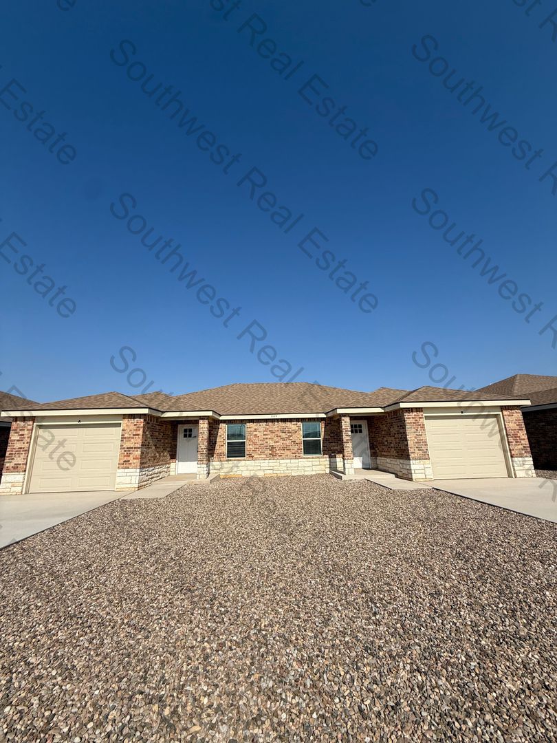 Clovis Apartment: 3509 Ethan