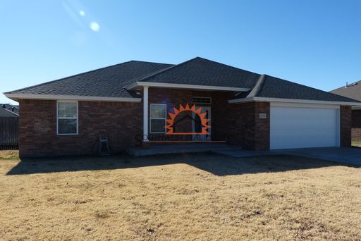 Available Soon! Beautiful 3 Bed 2 Bath 2 Car Garage – photo 1