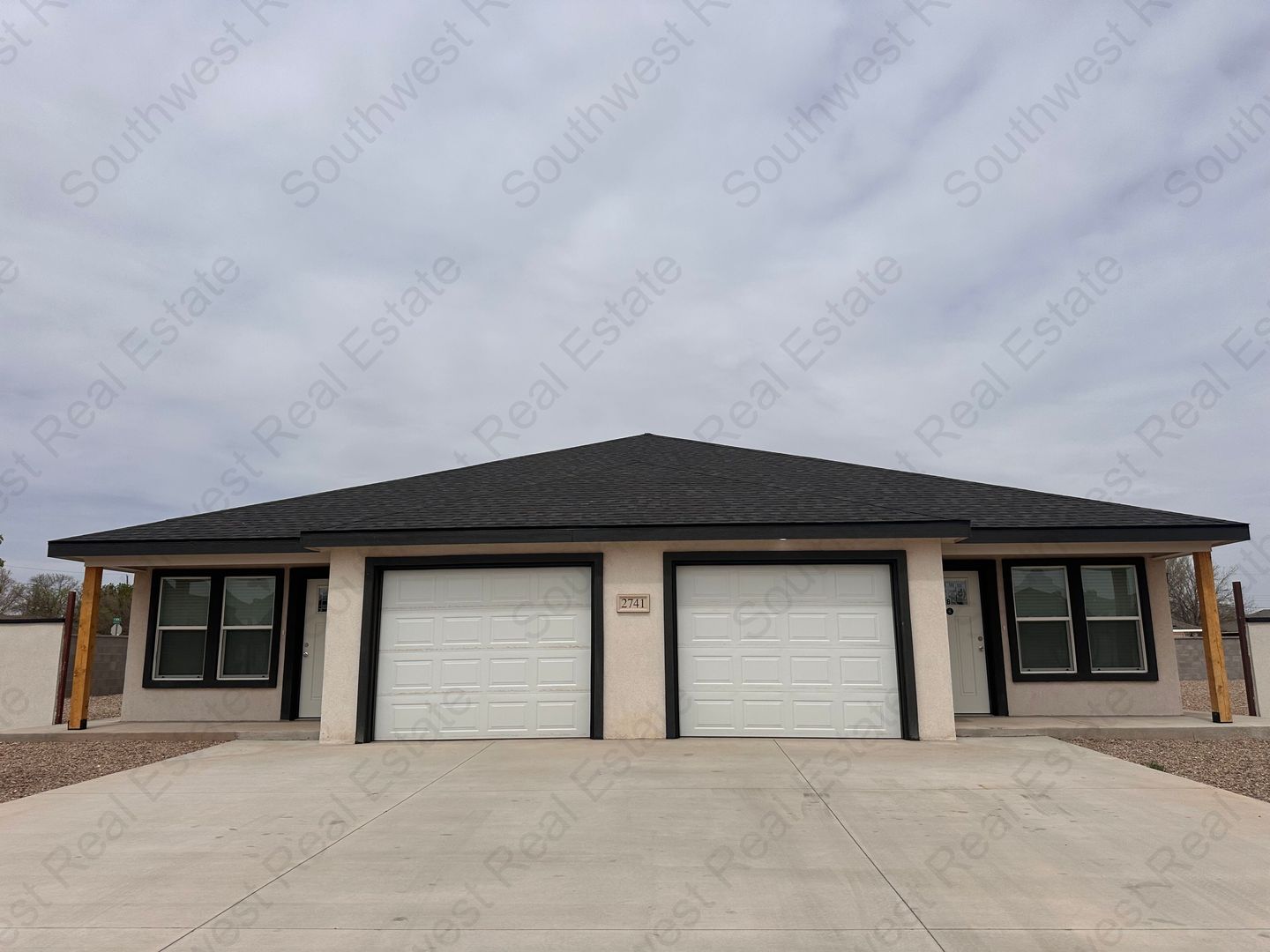 Clovis Apartment: 2741 Aldrich