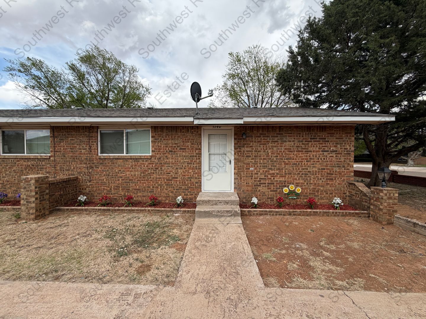 Clovis House: 3740 Glenfield