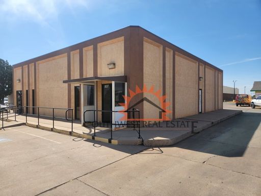 High Traffic Commercial Property – photo 1