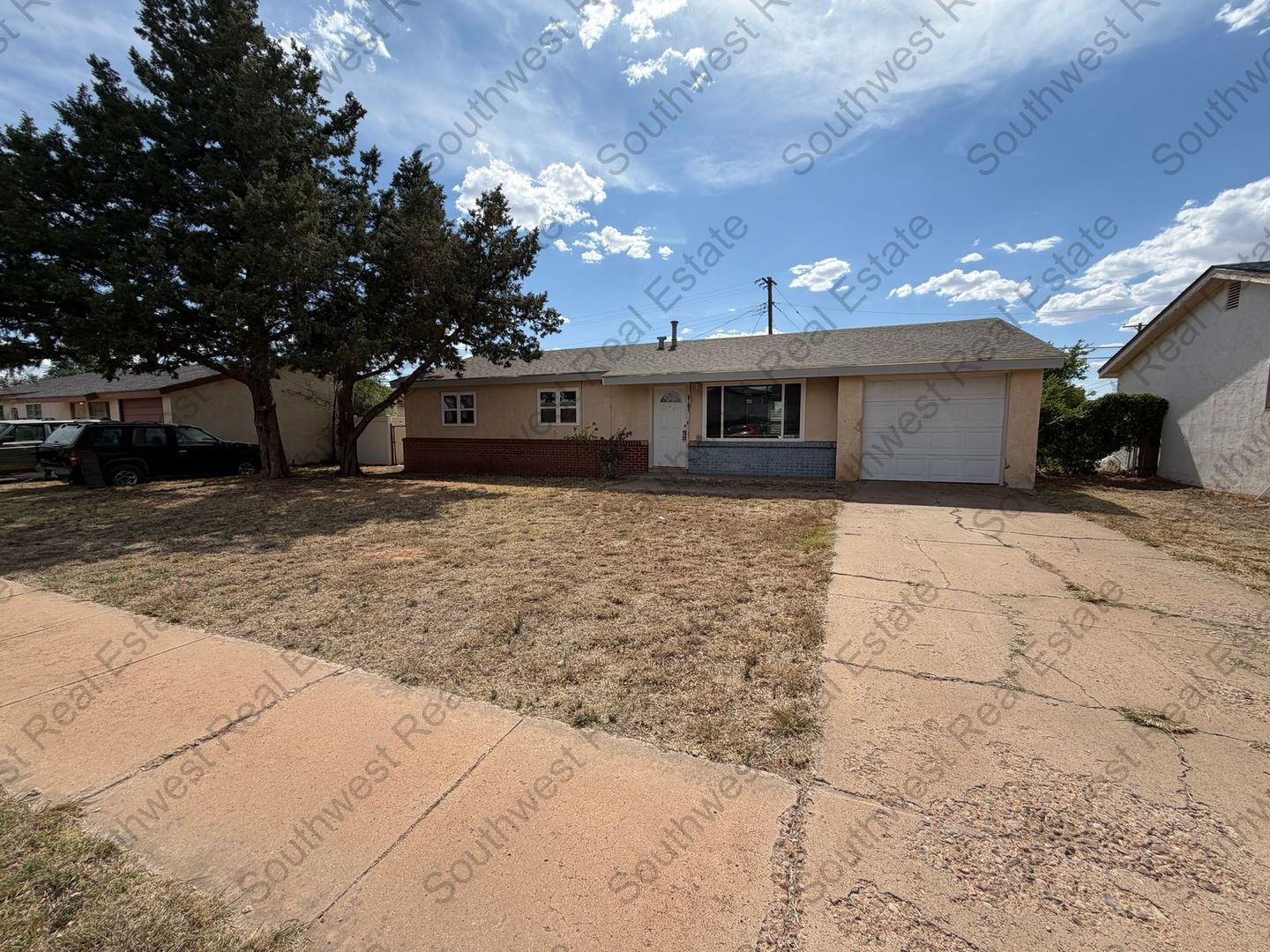 Clovis House: 3104 Duckworth