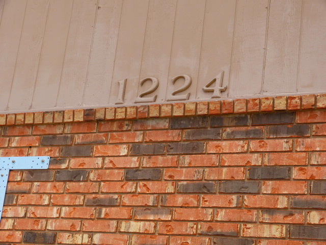 Clovis Apartment: 1224 W. Manana