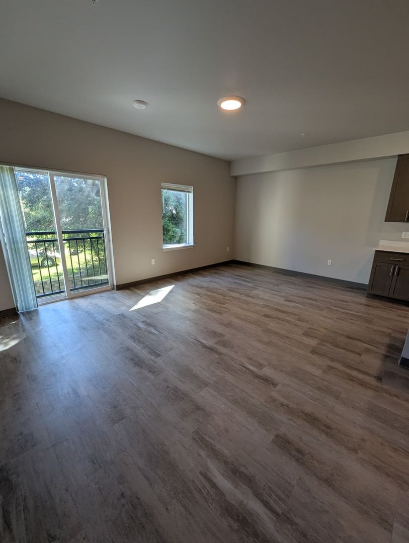 Bellingham Apartment: 1305 Harris Ave