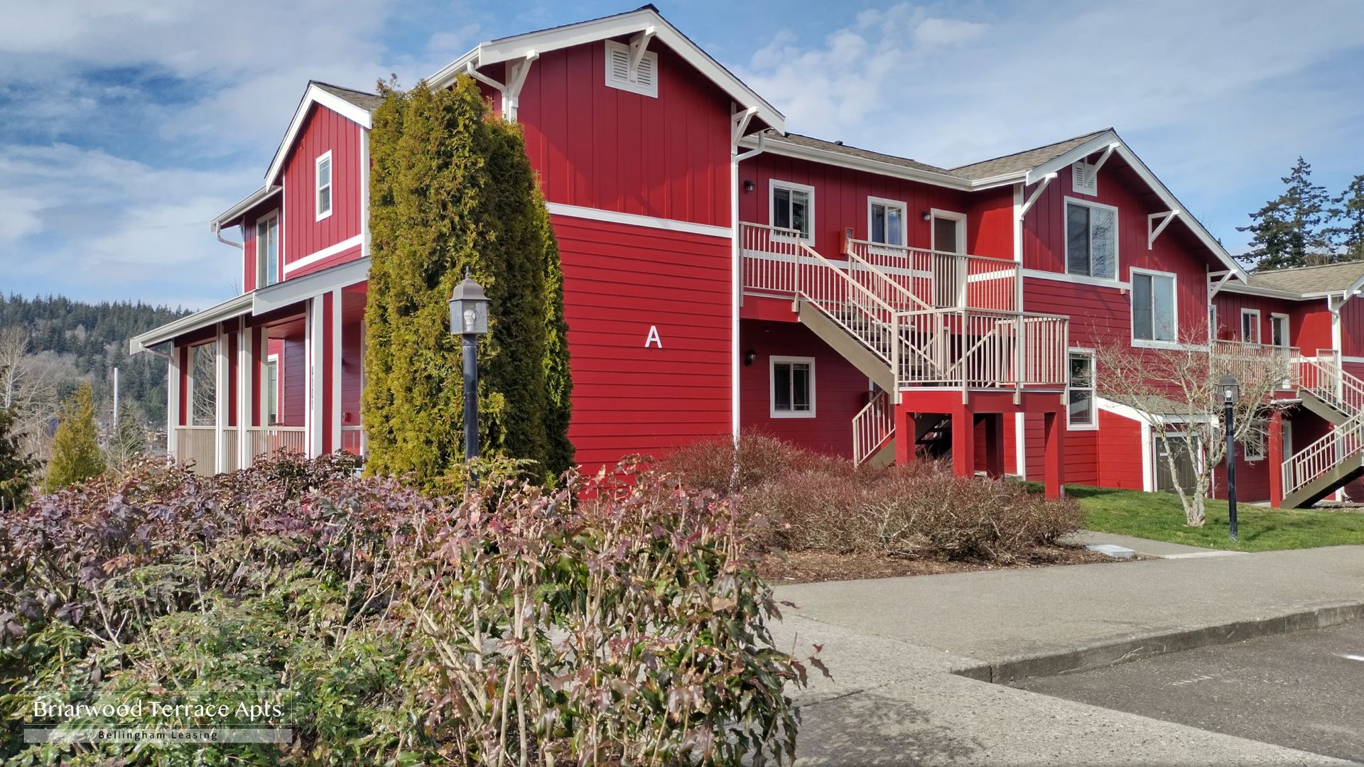 Bellingham Apartment: 4101-4115 Consolidation Ave