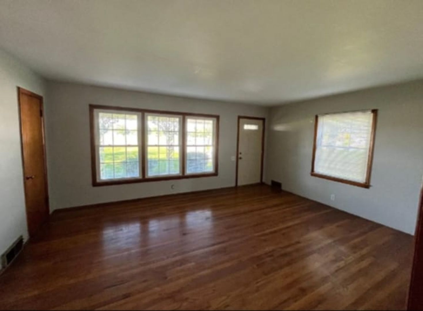 Marion House: 2145 W 2nd St