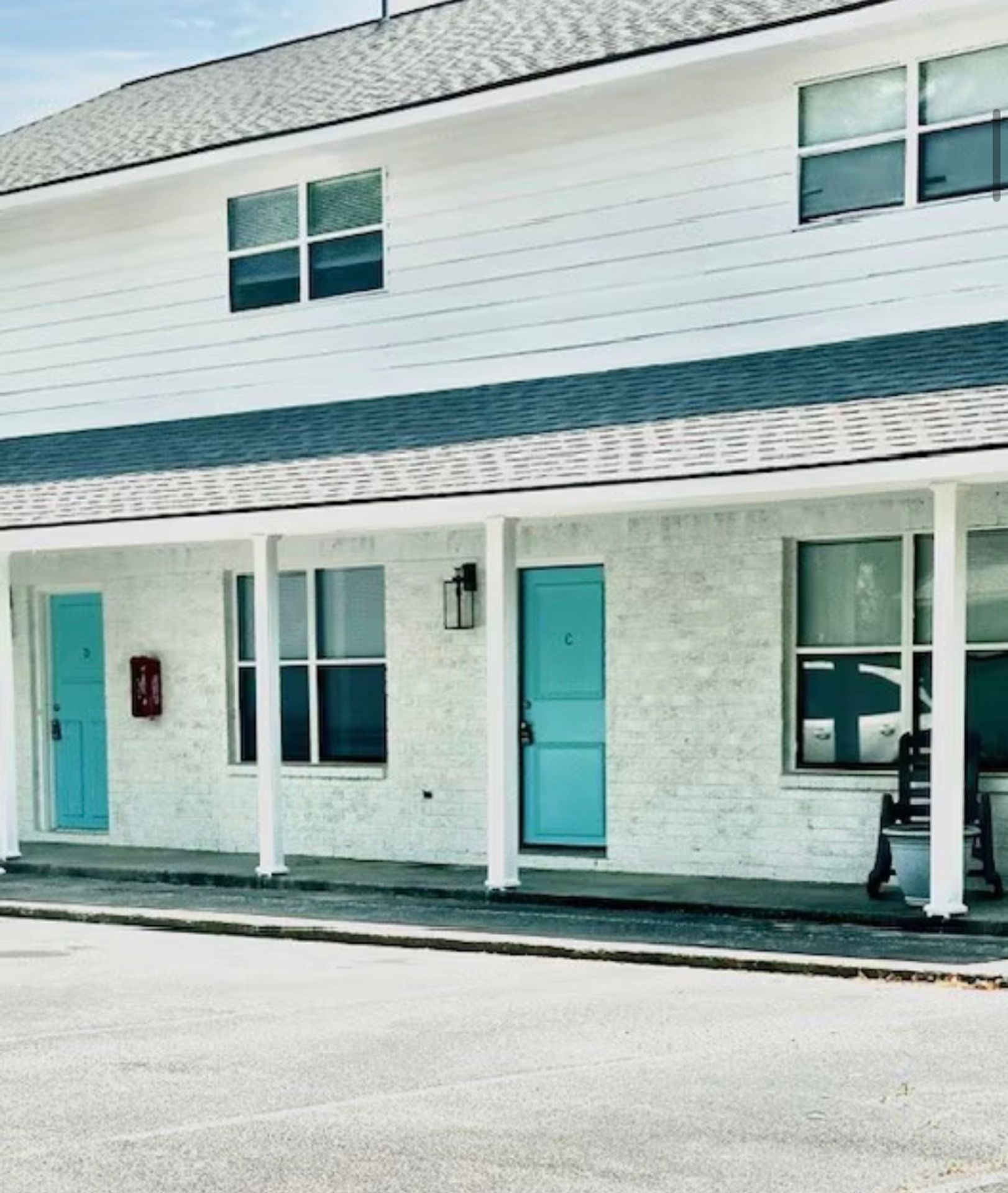 Charleston Apartment: 900 East Estates Blvd - 910A