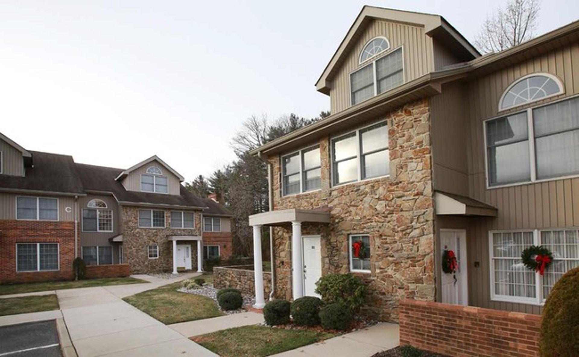 Harlen Court Rentals 11 of 12