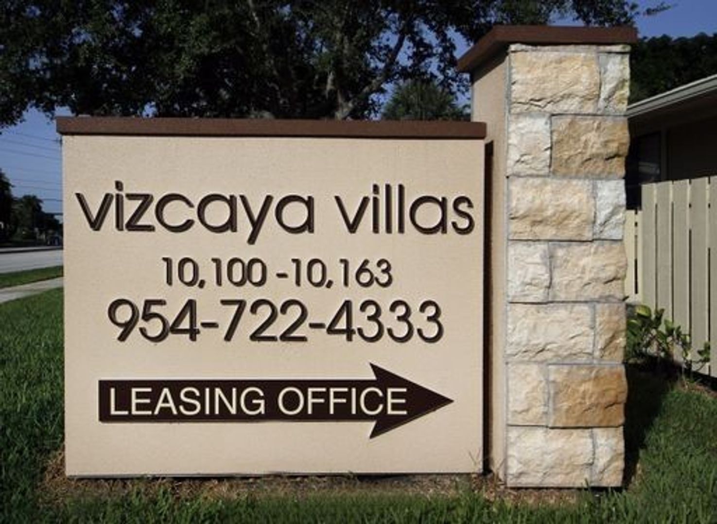 10016 S Nob Hill Circle, Tamarac, FL 33321