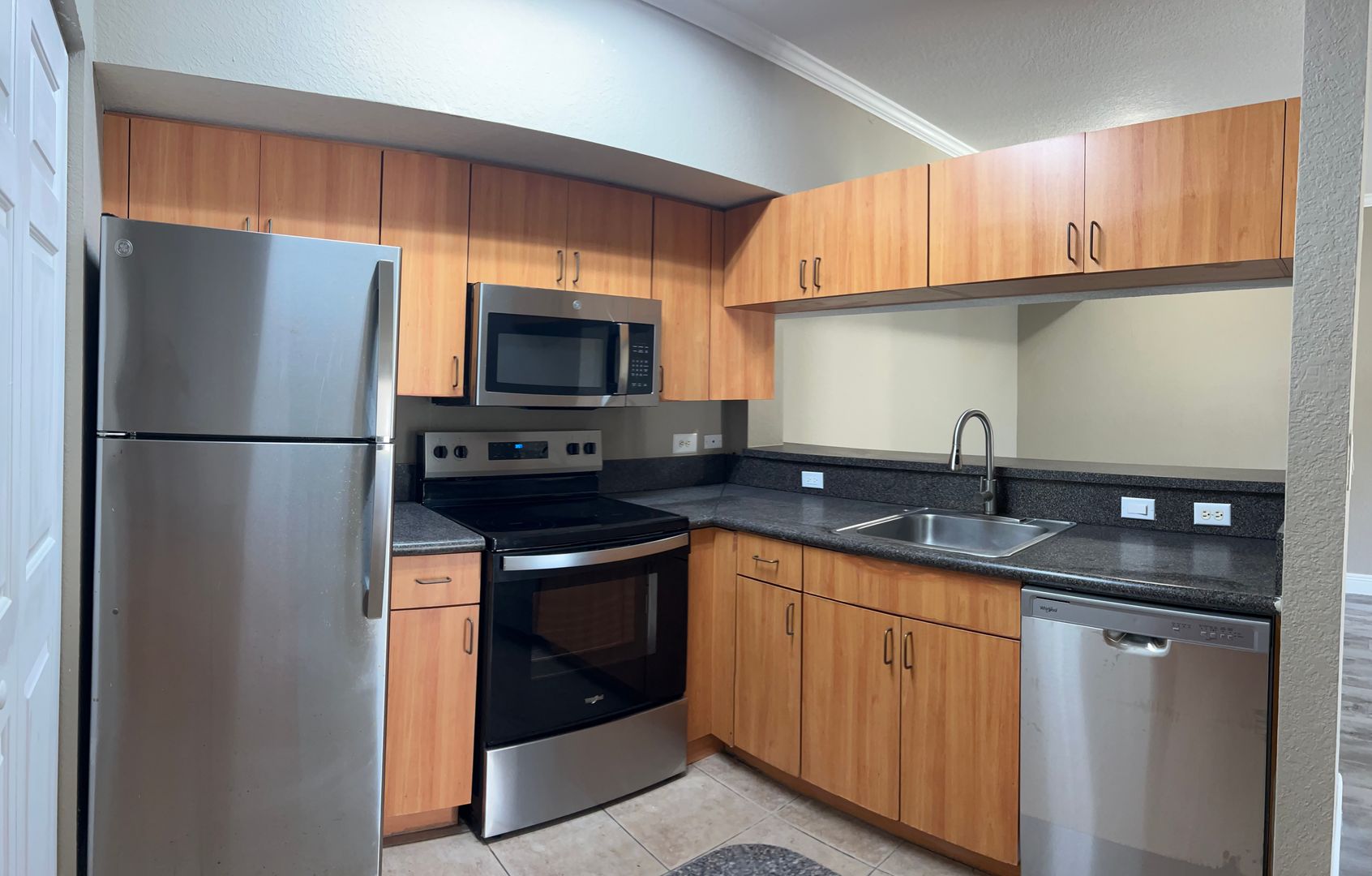 Coral Springs Apartment: 10110-10268 NW 33rd Street