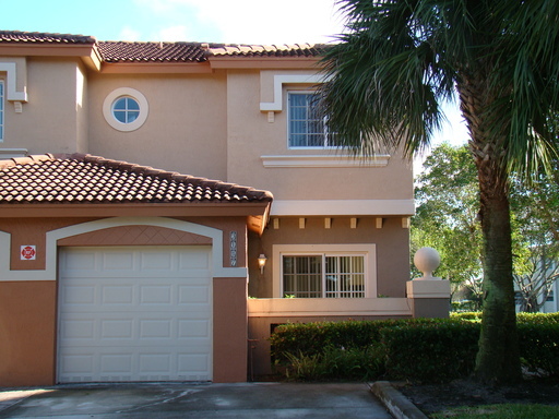 Must See Up to 3 Months Free Rent – photo 1