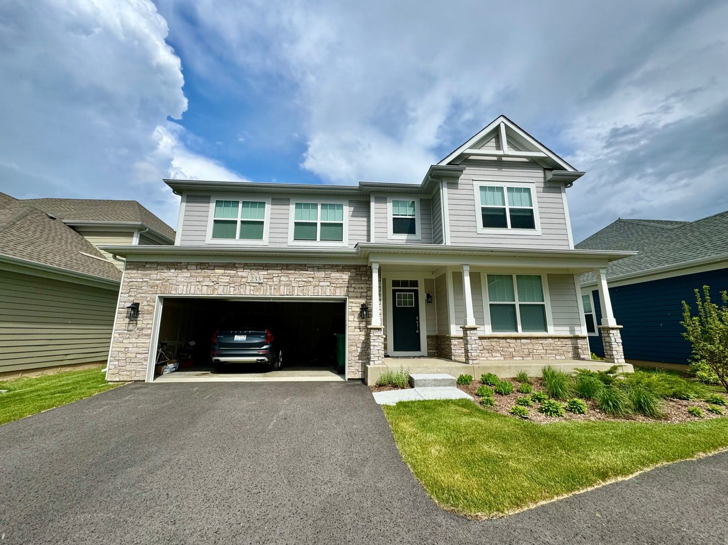Buffalo Grove House: 233 Farmstead Ct