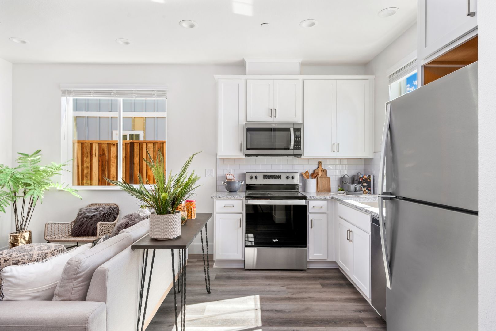 Santa Rosa House: 3802 Elwin Lane