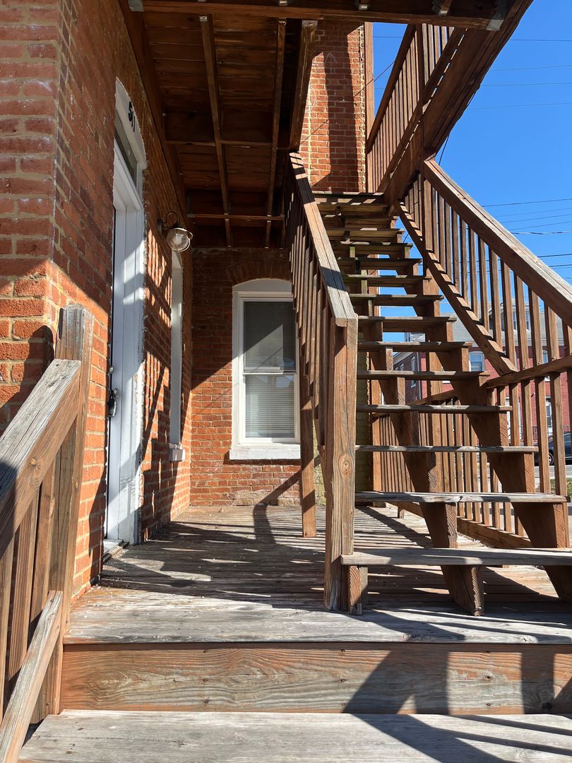 Hagerstown Apartment: 511 W. Franklin Street