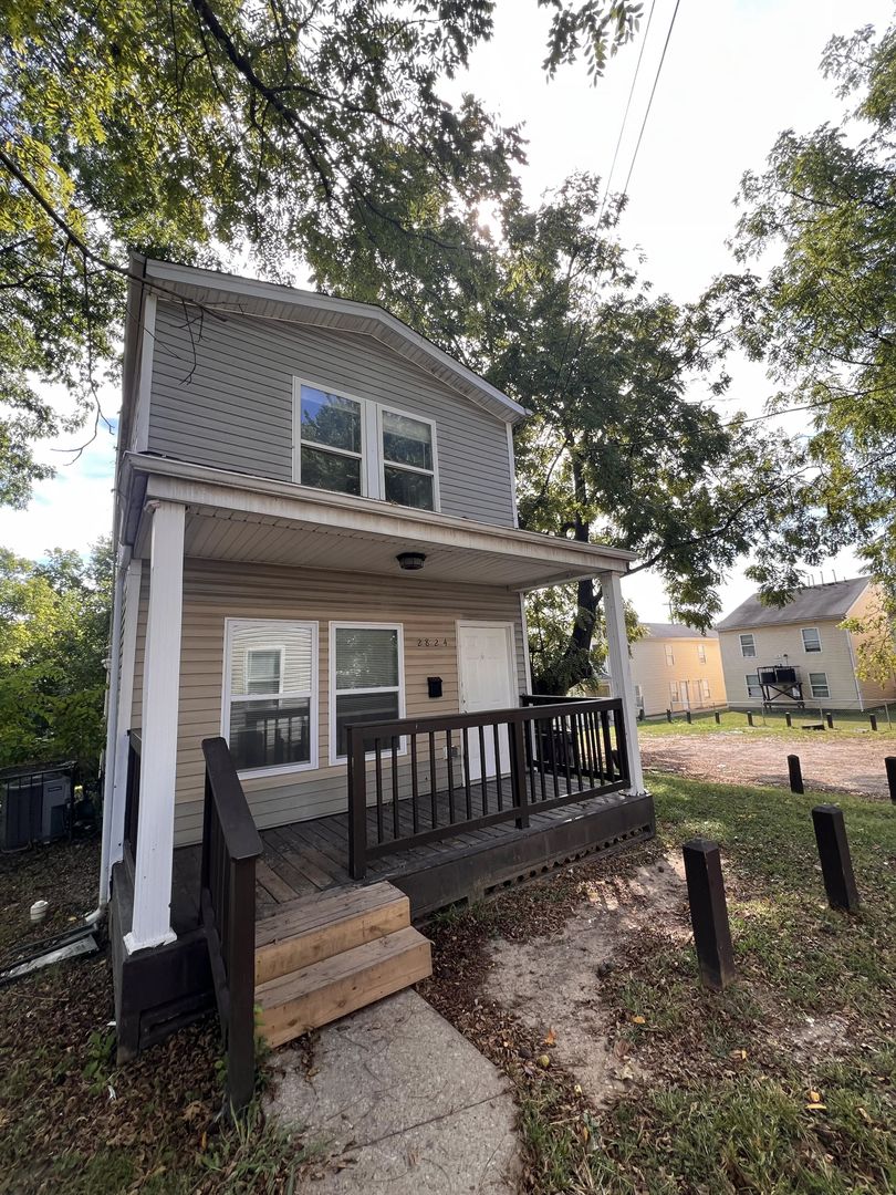 Louisville Apartment: 2820 Divinity Lane