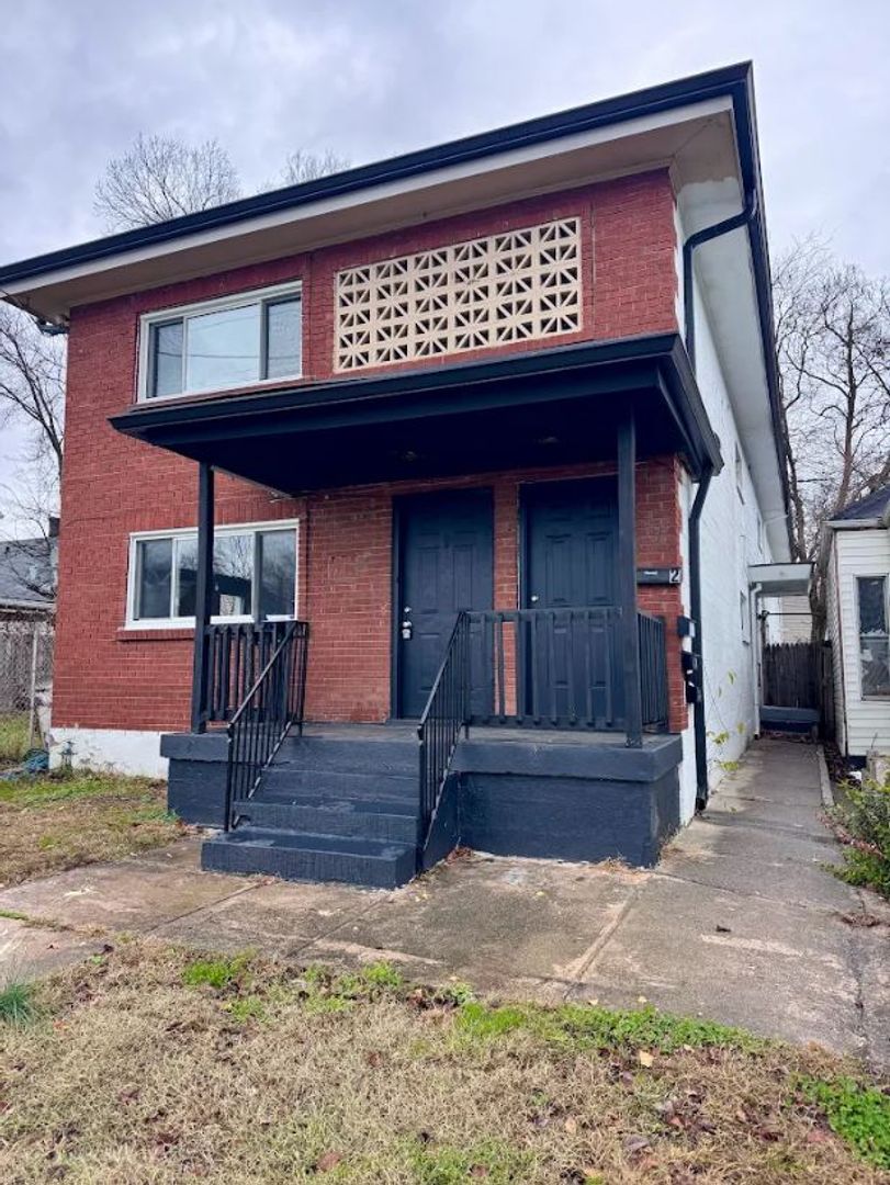 Louisville Apartment: 2825 Greenwood Ave.