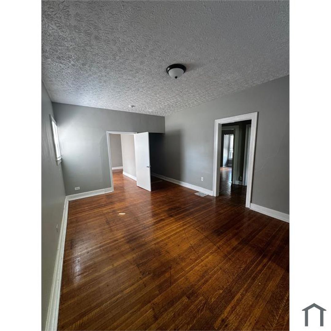 Louisville Apartment: 648 S. 37th Street