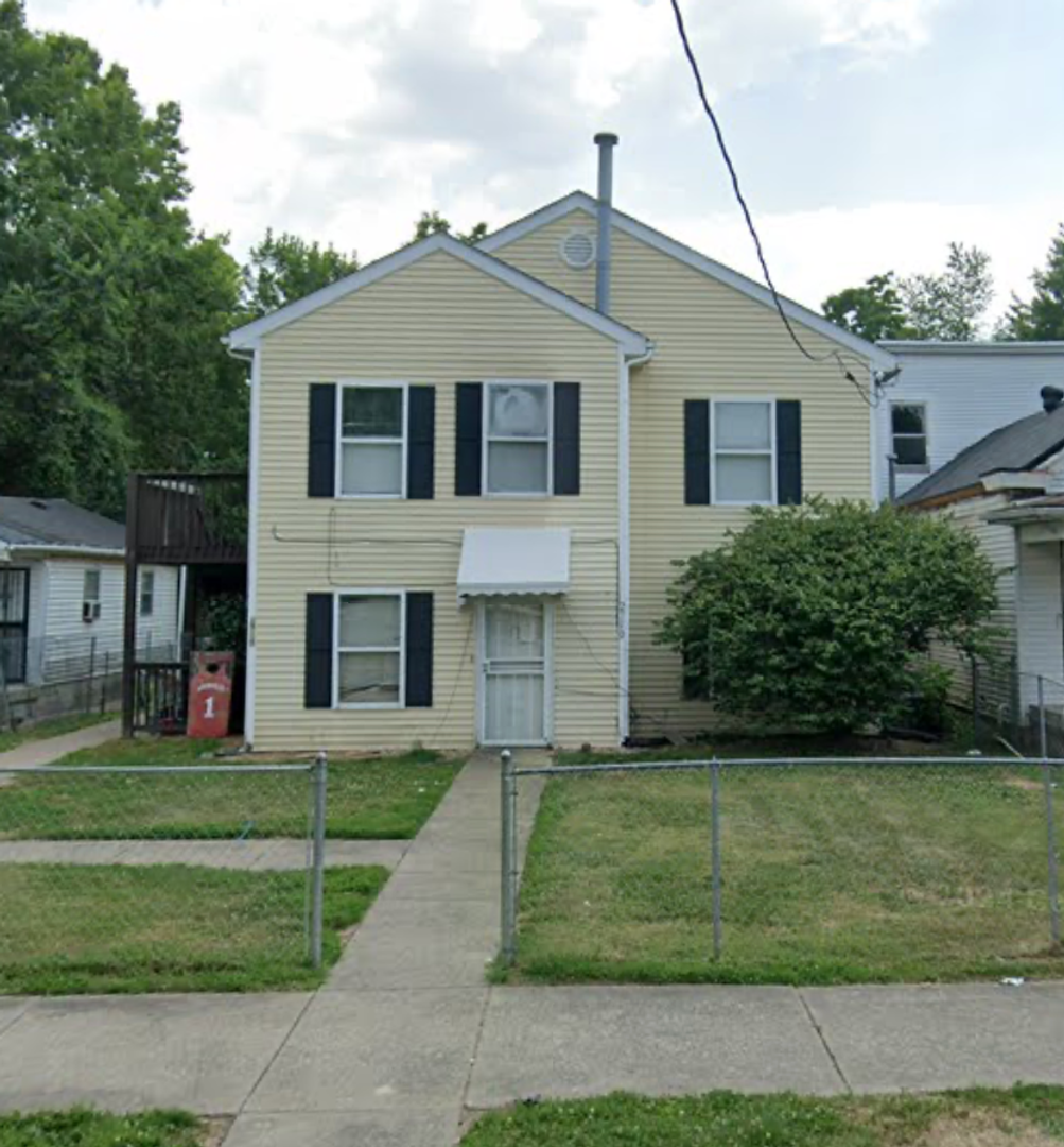 Louisville Apartment: 2710 W. Kentucky Street