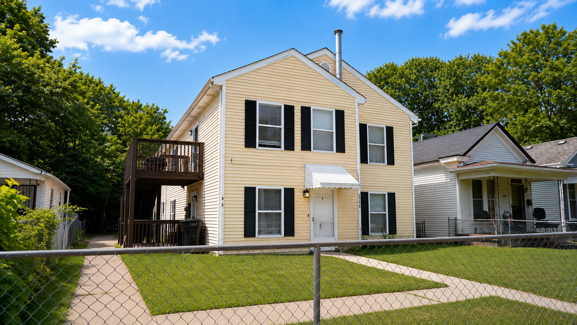 Louisville Apartment: 2710 W Kentucky Street